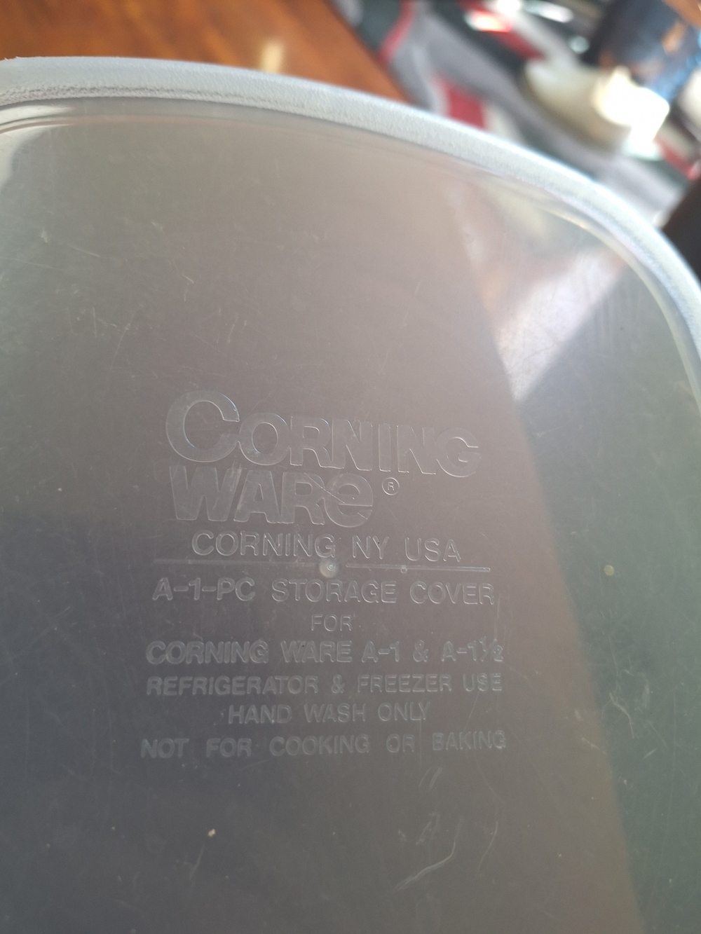 Corningware 1.5 Liter White With Plastic Lid - Picture 5 of 8